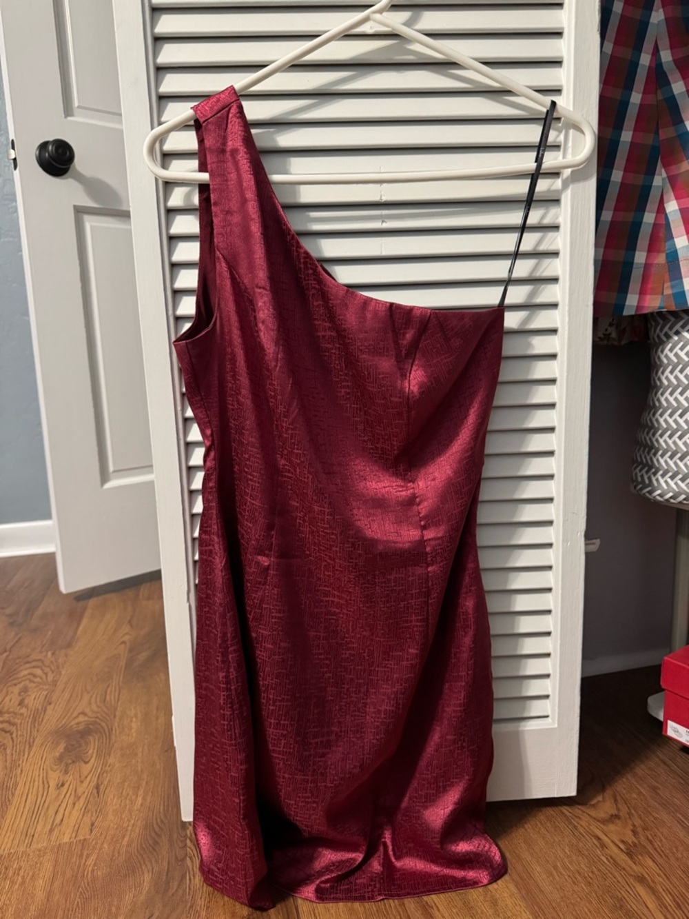 Lulu's Wine Red Textured Satin Dress